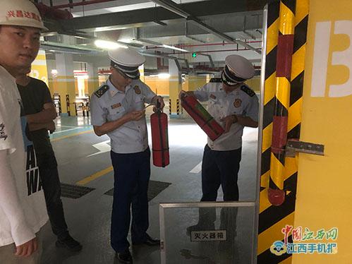 浮梁縣消防大隊結合夏季消防大檢查開展消防產品安全檢查 圖